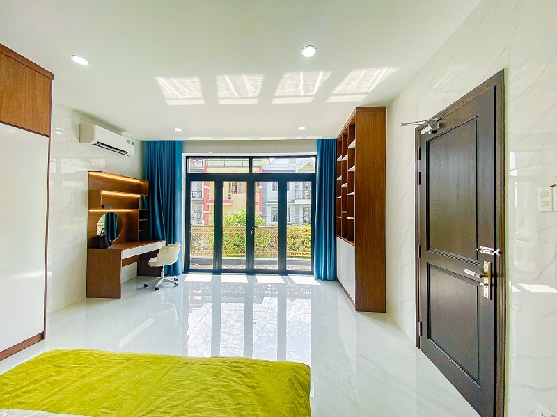 Những mẫu thiết kế nhà tân cổ điển 2 tầng thu hút mọi ánh nhìn 2 tang 2 voi thiet ke day du do va khong gian thoang dang