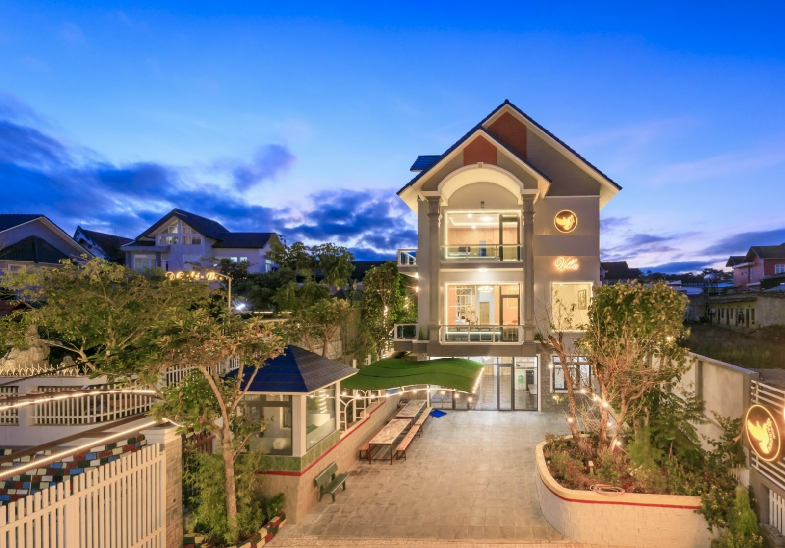 Những đặc điểm của biệt thự sân vườn Đà Lạt và các vấn đề liên quan 4 villa phu dong voi thiet ke sang trong tinh te